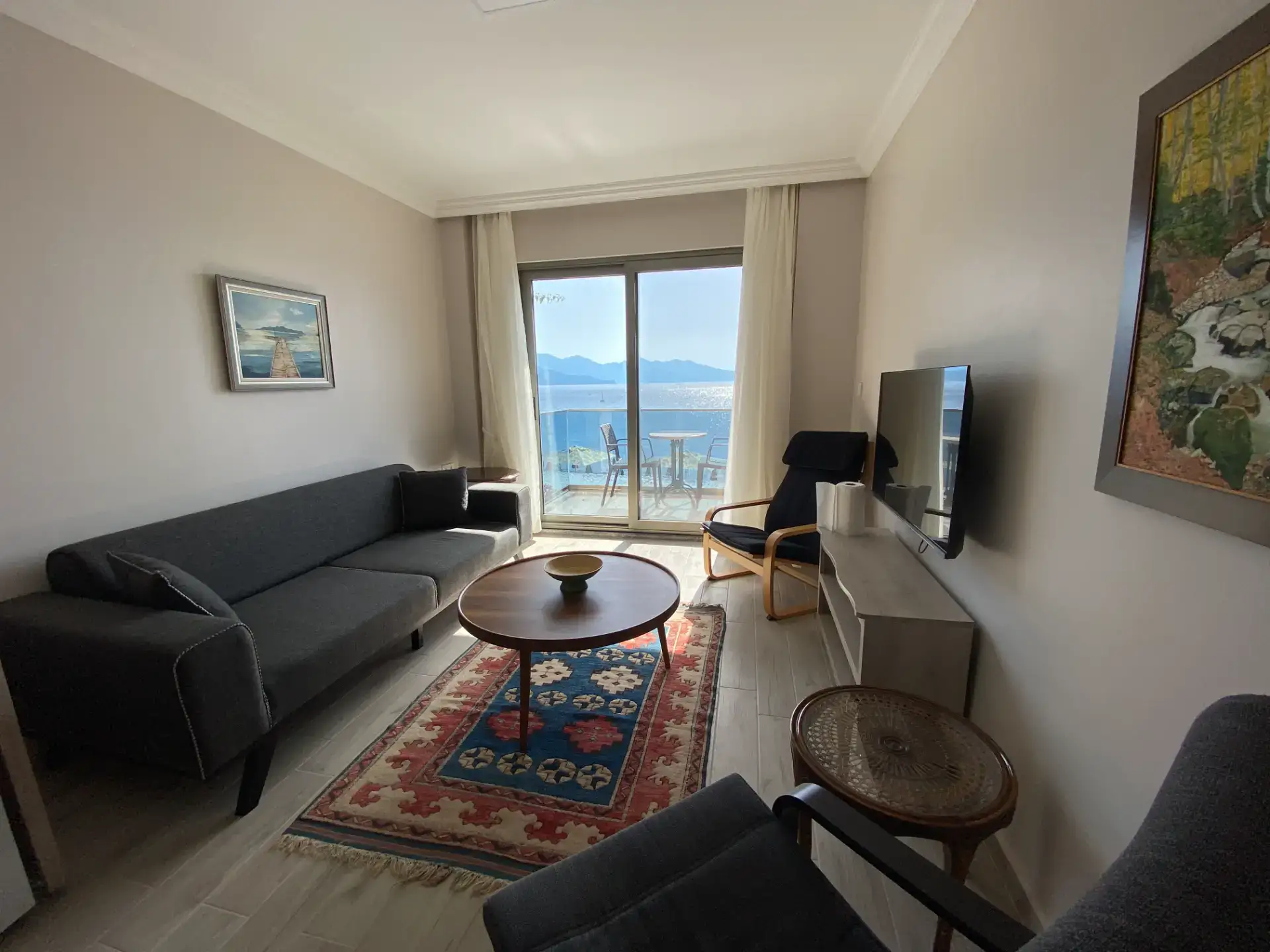 Deluxe Ambassador Suite with Sea View