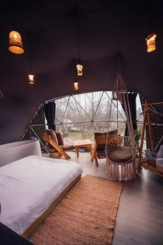 Glamping Suit Room