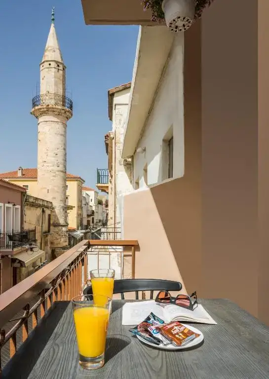 Two Bedroom Apartment with Old Town Views